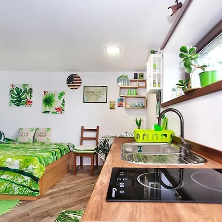 Baredi, Izola, Slovenia * Izola