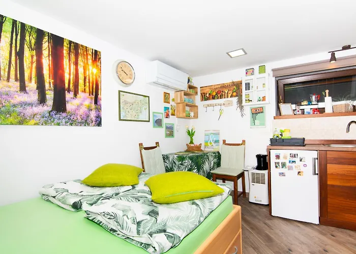 Baredi, Izola, Slovenia イゾラ